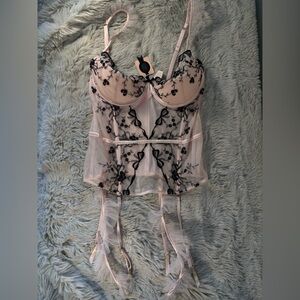 NWT RARE Limited Edition Victoria’s Secret Lace Tulle Pink Black Lingerie Corset